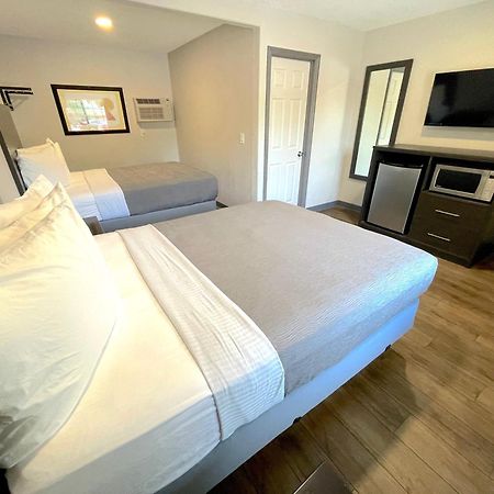 Sequoia Motel Fresno Dış mekan fotoğraf